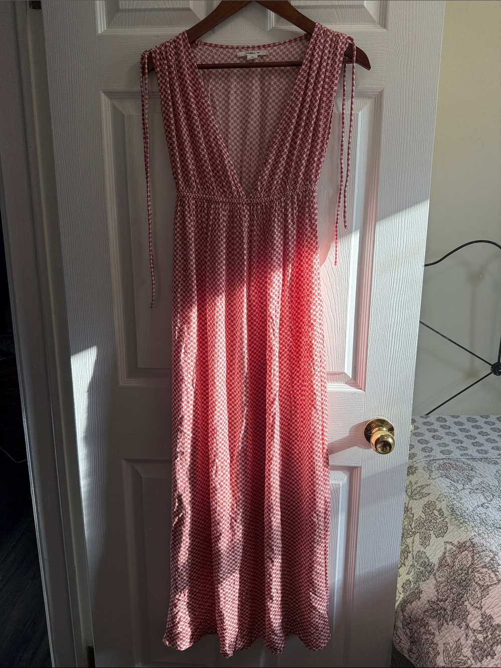 O'Neill Pink Geo-Print Sleeveless V-Neck Maxi Dress